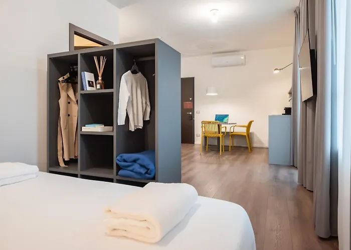 Apartment Palazzo Del Porto Genoa